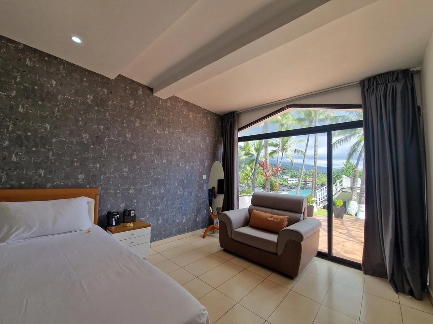Suite (6)